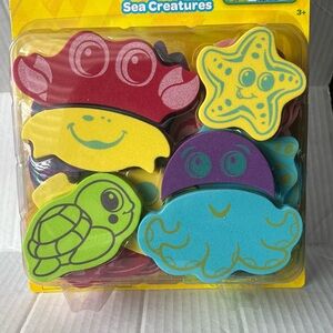 Crayola Mix and Match Bath Foam Sea Creatures, 36 Pieces